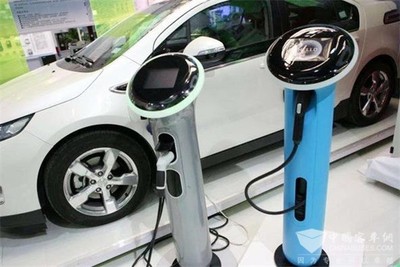 2019政府工作報(bào)告聚焦 七大汽車產(chǎn)業(yè)核心要點(diǎn)與新興能源技術(shù)研發(fā)